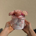 Bouquet parfumé de fondants (+ fleurs artificielles)  - Senteur frangipanier jasmin 280g